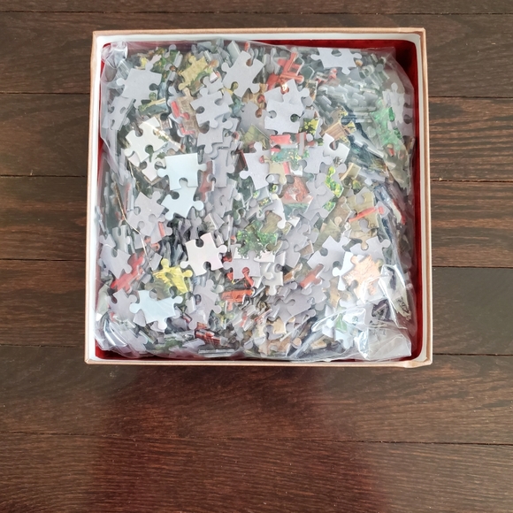 3/$30! 1000 piece puzzle - Picture 3 of 3